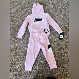 3T-Girls Nike Sweatsuit